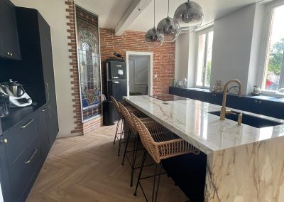 Après travaux rénovation cuisine toulousaine de charme à Toulousaine